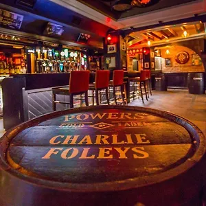 Charlie Foleys Frühstückspension